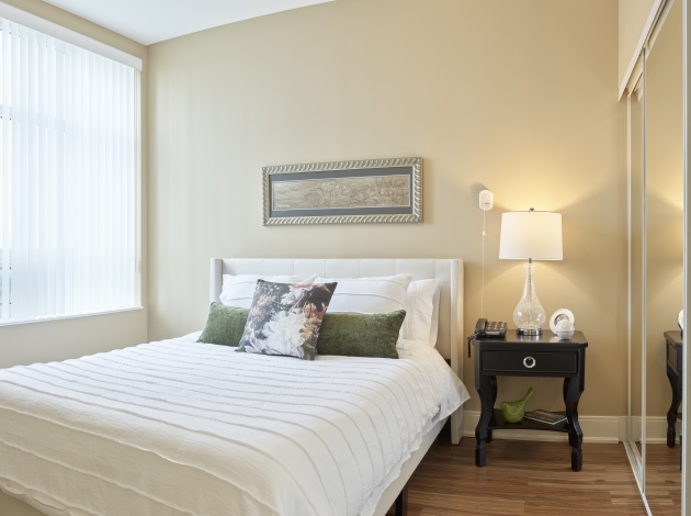 Delmanor West Village bedroom
